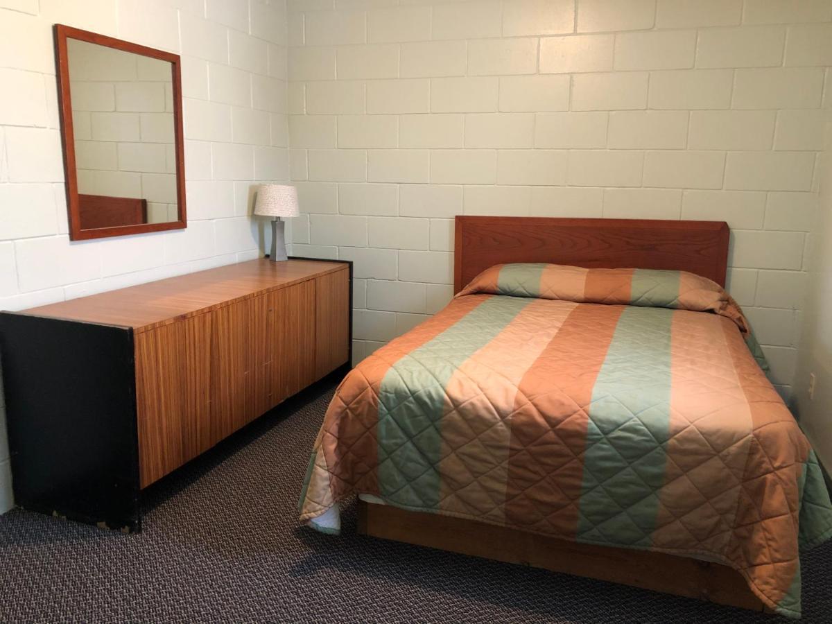 Chimo Motel