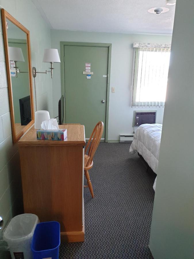 Chimo Motel 2*